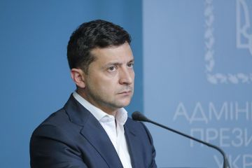​Президент обговорив з Його Святістю Папою Франциском мир на Донбасі та візит до України