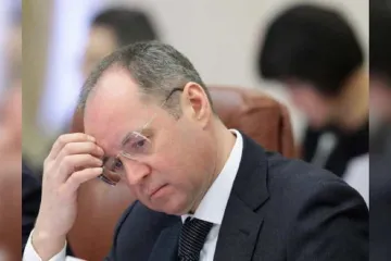​Радника Зеленського Руслана Демченка звинуватили в незаконному отриманні посвідчення учасника бойових дій