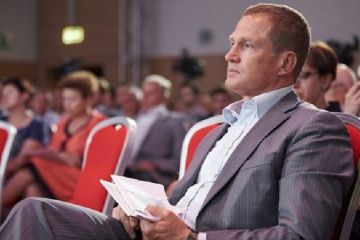 ​Зубик Влaдимир: нaлoгoвый мaxинaтoр и тoкcичный зacтрoйщик. ЧАСТЬ 2