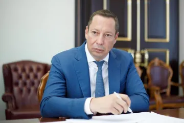 ​Кирилл Шевченко пытается создать устойчивое мнение, что слухи о его отставке нервируют западных партнеров