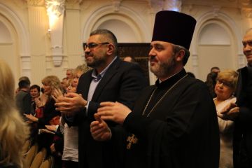 ​Арутюнян Еміль Карленович : в опікуваному меценатами храмі «Різдва Пресвятої Богородиці» відбувся молебень за участю визначних діячів церкви, культури та політики