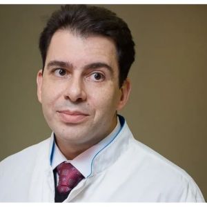 ​Доктор Себов спасает сердца людей