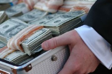 ​Коррупционные друзья Артура Герасимова - Роман Косинский и Игорь Грищук «проехались» на КРАЗ-ах! Кто ответит за масштабные хищения в облавтодорах?...