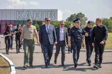 ​Арсен Аваков проінспектував Центр авіації Нацполіції на Черкащині