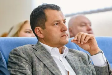 ​Нардеп Ефимов заложил в «Укргазбанк» офисный центр «Парковый» за полмиллиарда