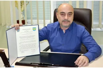 ​ФАНТАСТИКА! Слобідсько-Кульчієвецький сільський голова Руслан Нестеров – його махінаціям із приховуванням статків позаздрять навіть найзухваліші корупціонери…