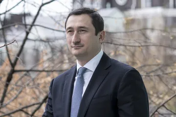 ​Стремительный рост в бизнесе, дал старт для роста в политике.