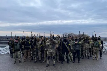 ​ДНІПРОВСЬКИЙ «АЗОВ» ПРОДОВЖУЄ СЛАВЕТНІ УКРАЇНСЬКІ ТРАДИЦІЇ