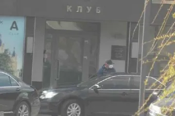 ​«Слуга народа» Лерос выдал очередную порцию компромата на Ермака и его «ОПГ»