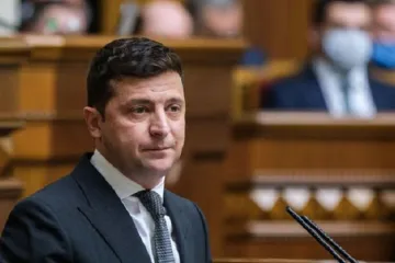 ​Глава государства в интервью украинским телеканалам рассказал о возможности введения жесткого карантина, обеспечении медиков и украинской вакцине