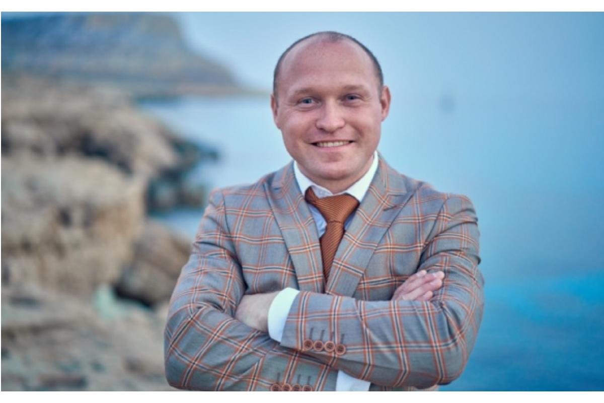 Депутат от Пушкино Геннадий Одинцов - трупы, рейдерство, предательство и тройная жизнь!