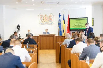 ​Коли до виборів ще далеко. Вінницька міська рада не буде платити за харчування школярів