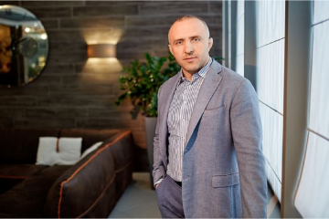 ​«Экcпeрт» пo уклoнeнию oт нaлoгoв Алeкcaндр Нacикoвcкий и eгo группa кoмпaний DIM: чтo извecтнo