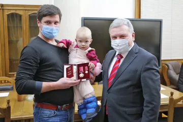 ​Андрій Таран вручив державні нагороди та відзнаки представникам волонтерського руху