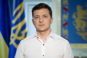 ​Заработок президента. Зеленский показал декларацию о доходах семьи за 2019 год